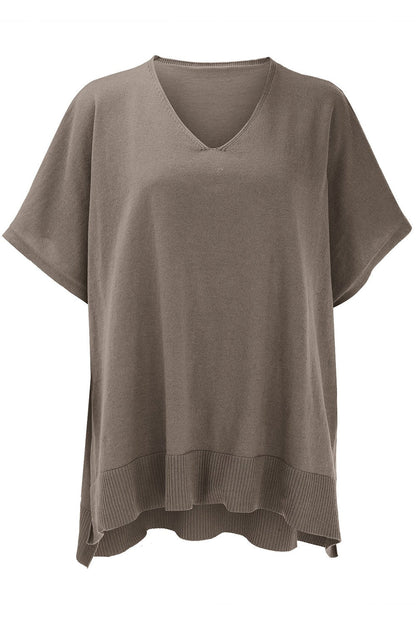 Effortlessly Elegant Top with a Timeless Design