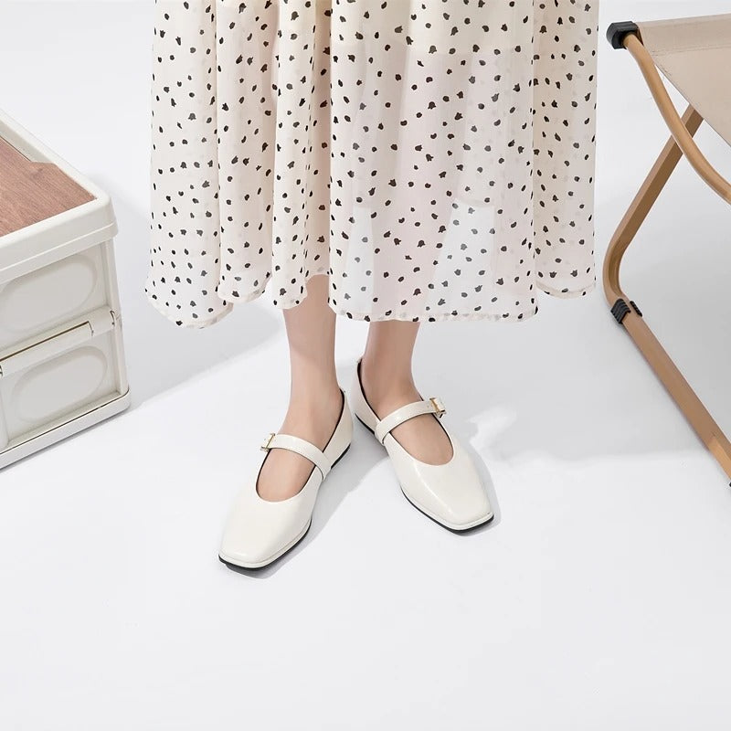 Classic Vintage Garment with a Flattering Fit