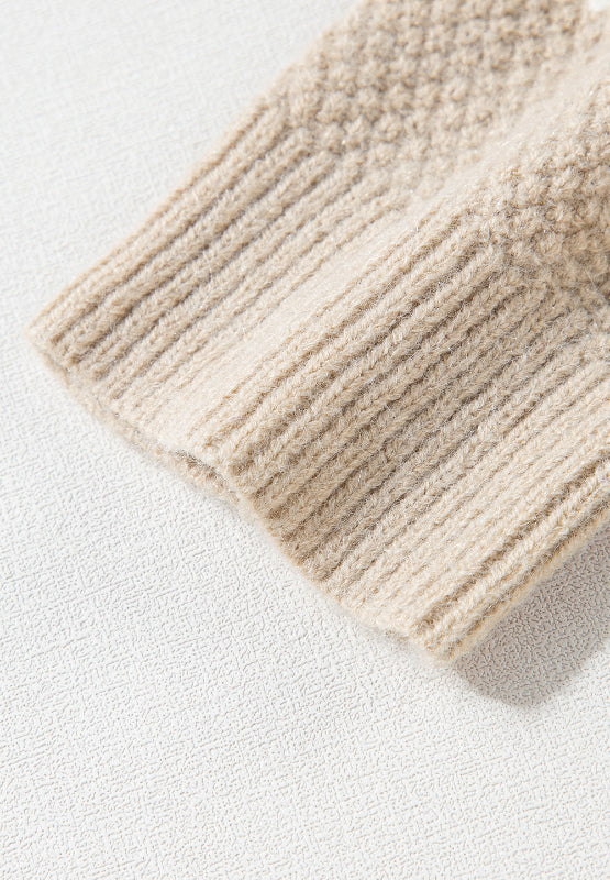Effortlessly Elegant Sweater with a Timeless Design