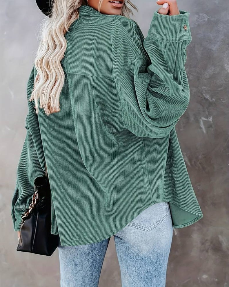Classic Vintage Blouse with a Flattering Fit