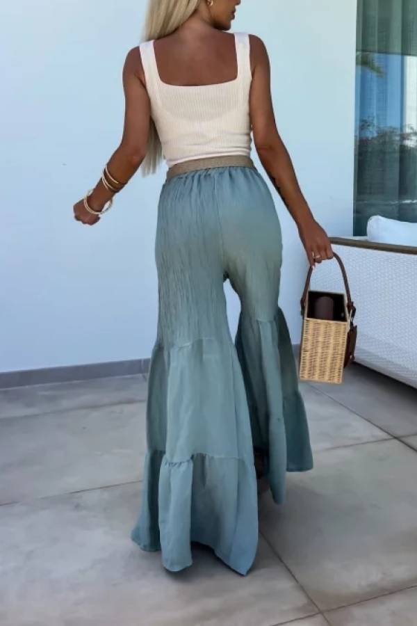 Sophisticated Trousers with a Clean Classic Look