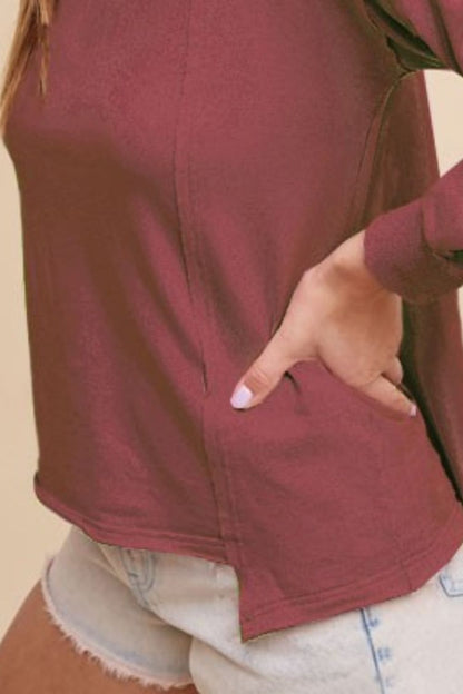 Well Tailored Top with a Graceful Silhouette