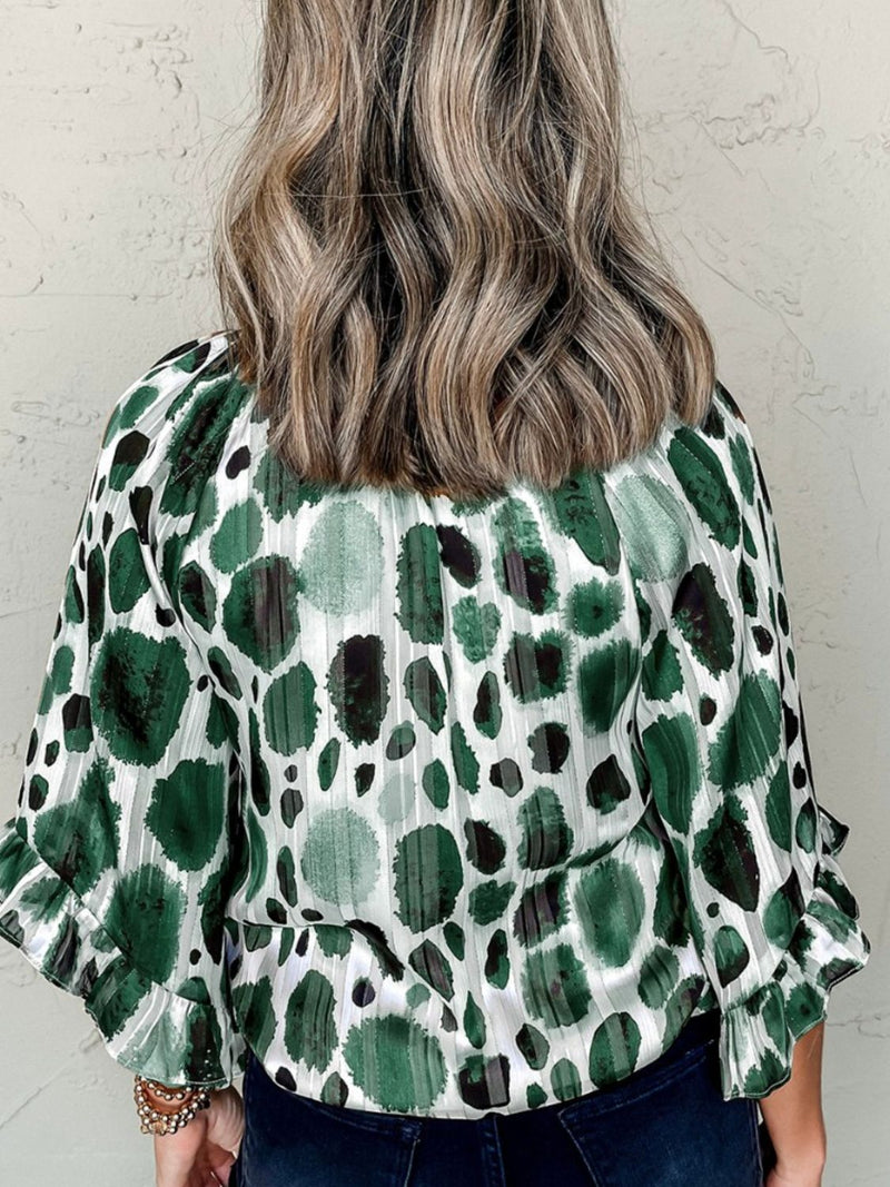 Sophisticated Blouse with a Clean Classic Look