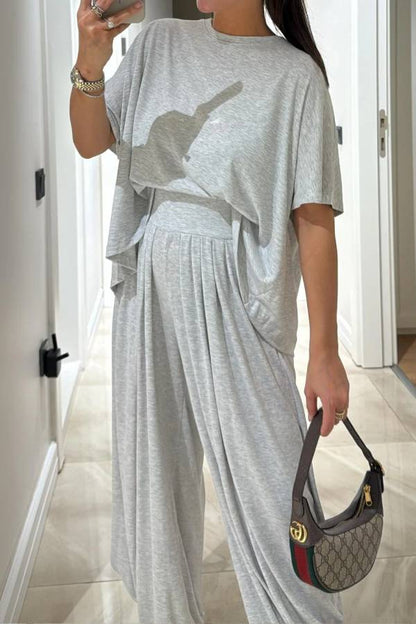 Vintage Inspired Pants with a Contemporary Edge