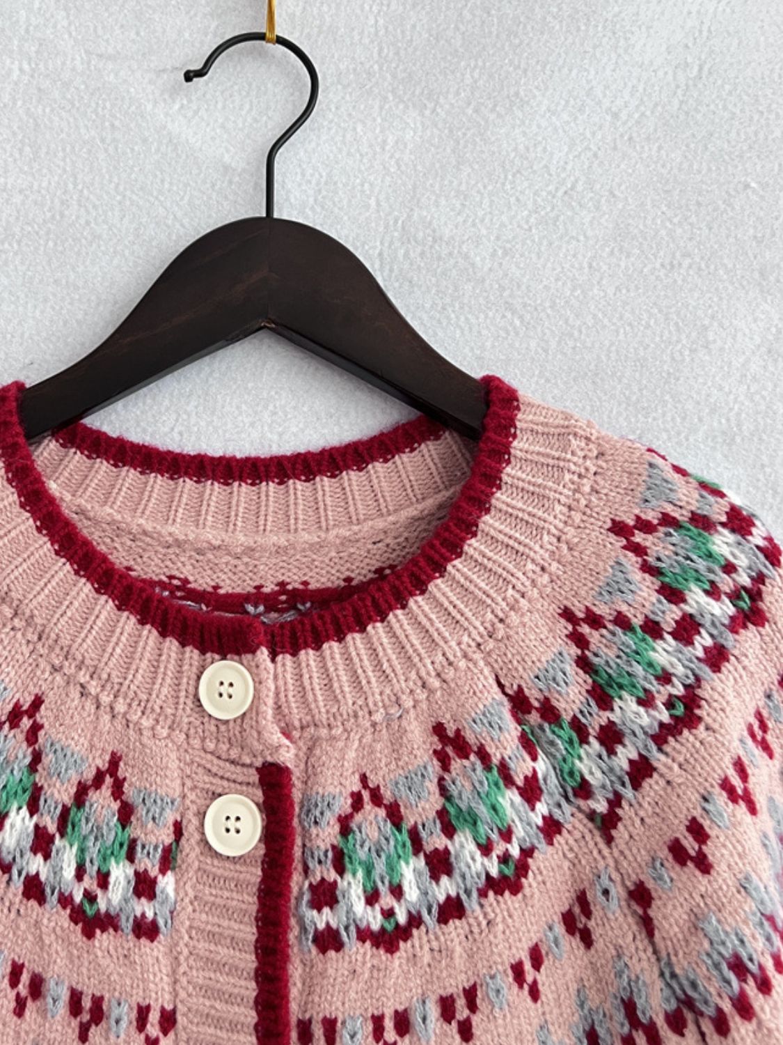 Elegantly Styled Cardigan for Everyday Wear