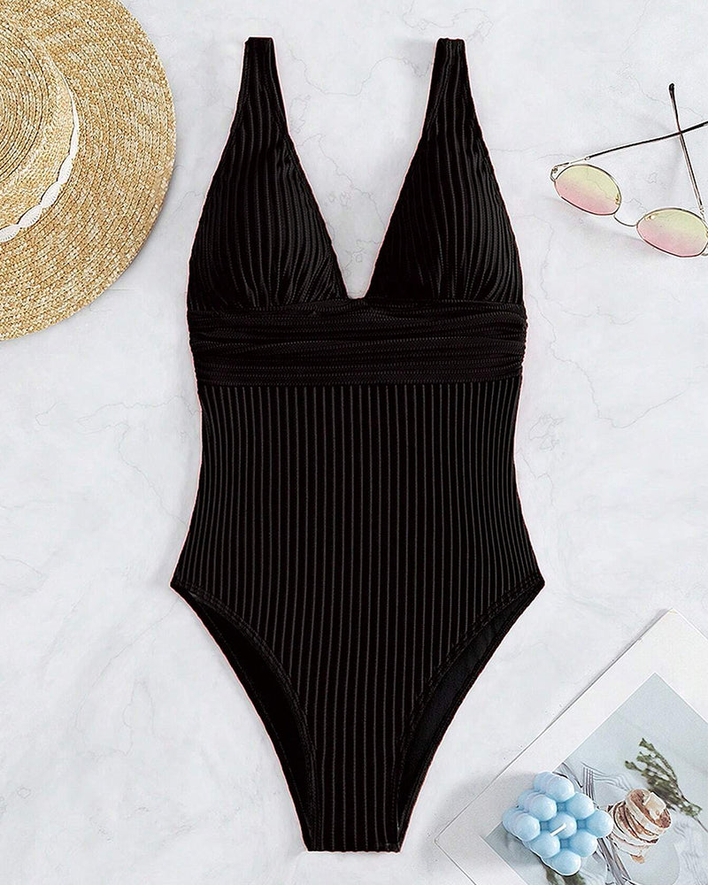 Effortlessly Elegant Garment with a Timeless Design