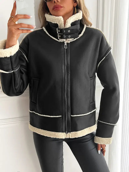 Elegantly Styled Jacket for Everyday Wear