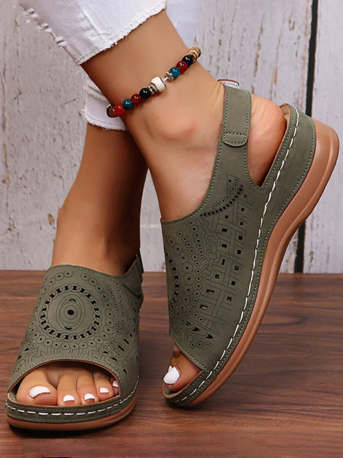 Graceful Orthopedic Shoes for Modern Look