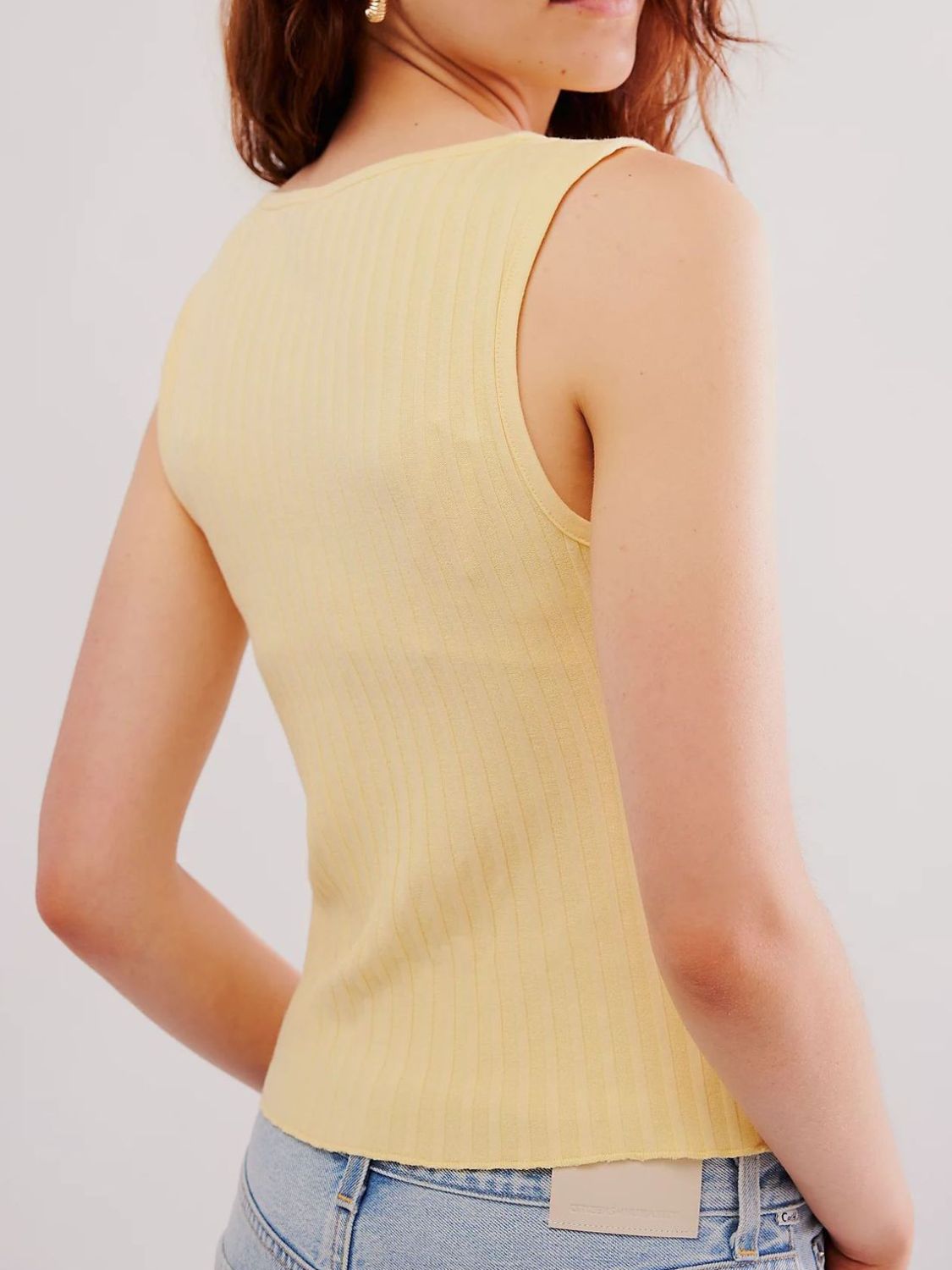 Gracefully Styled Pullover for Any Occasion