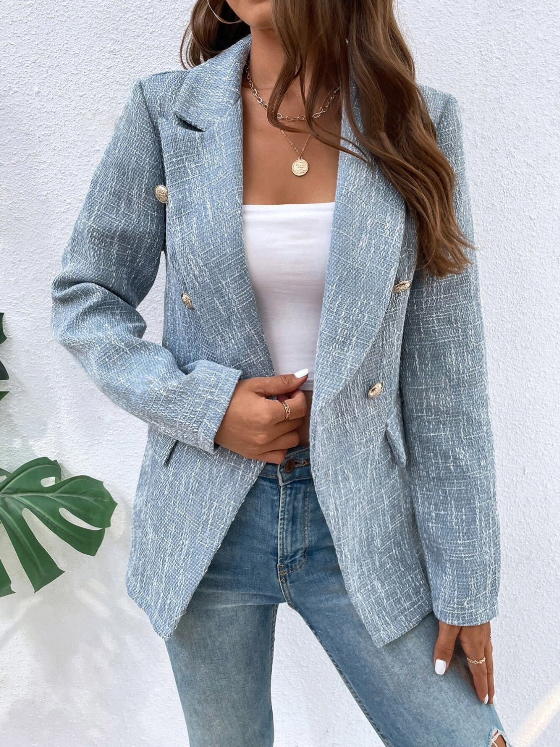Beautifully Finished Garment in a Timeless Design