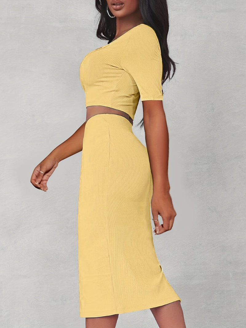 Effortlessly Elegant Top with a Timeless Design