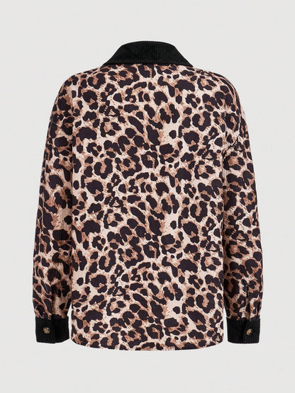 Sophisticated Blouse with a Clean Classic Look