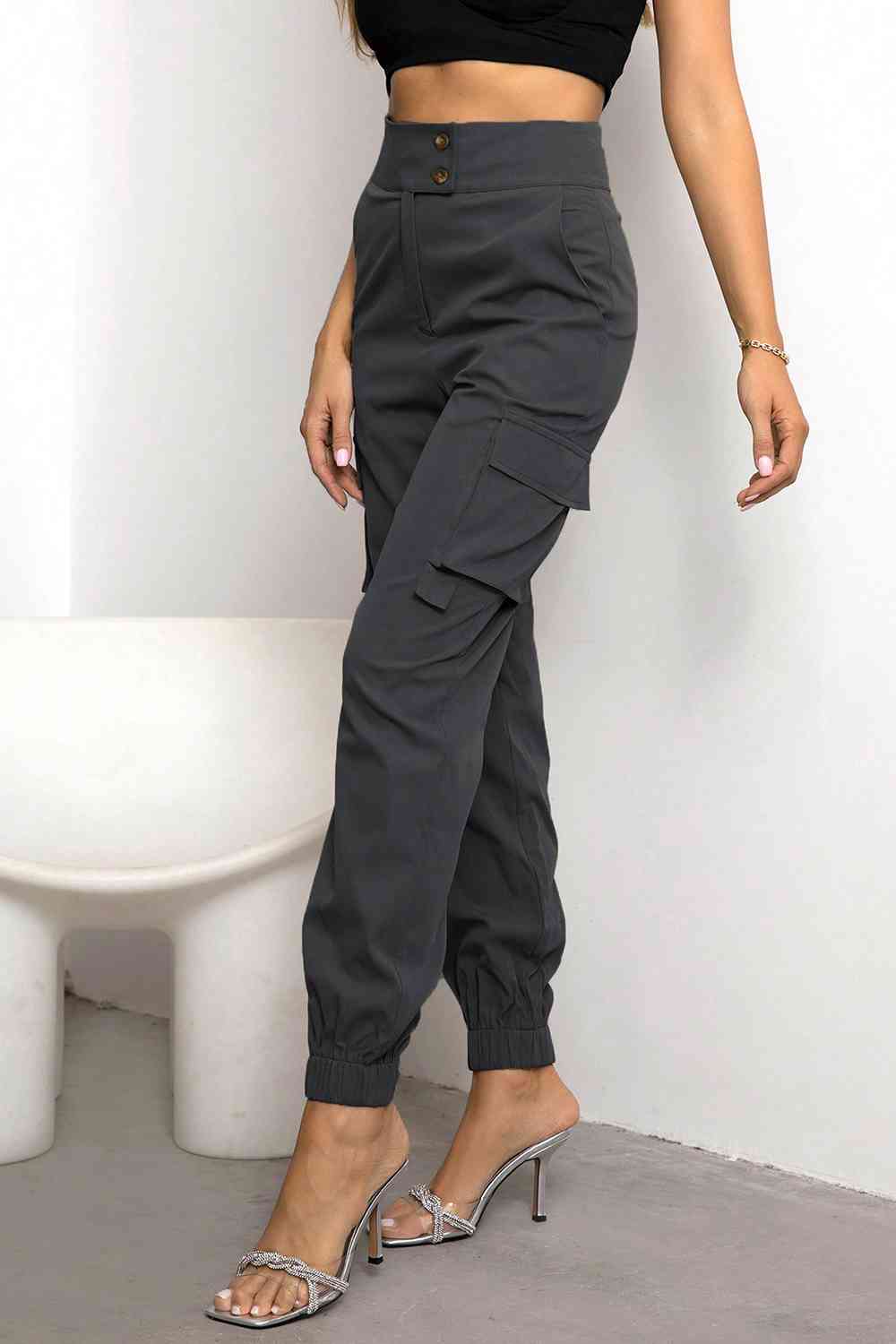 Elegantly Styled Pants for Everyday Wear