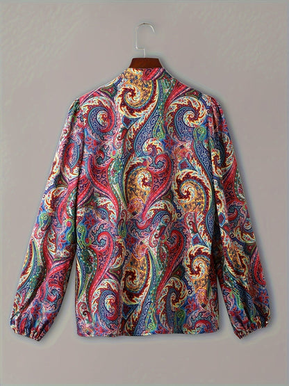 Well Tailored Blouse with a Graceful Silhouette