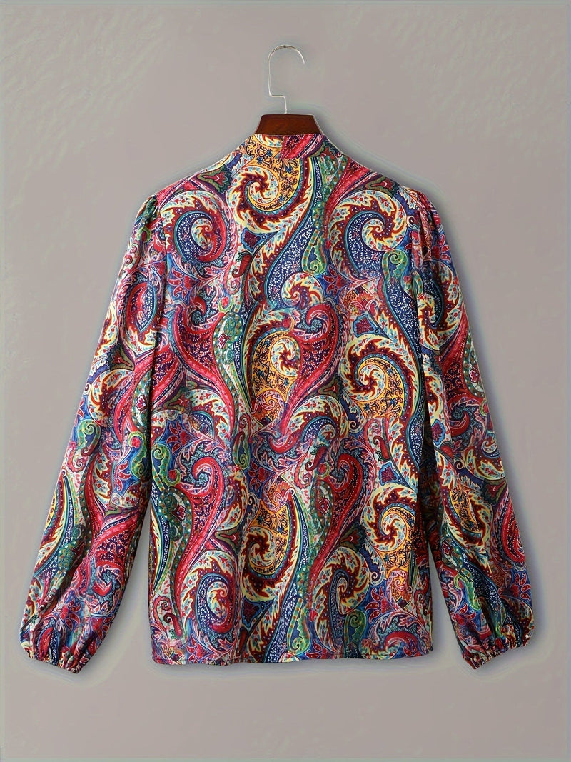 Well Tailored Blouse with a Graceful Silhouette