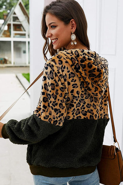 Classic Vintage Shirt with a Flattering Fit