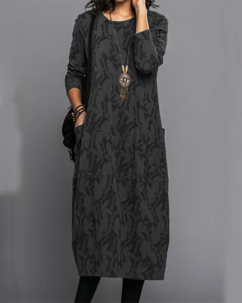 Gracefully Styled Dress for Any Occasion