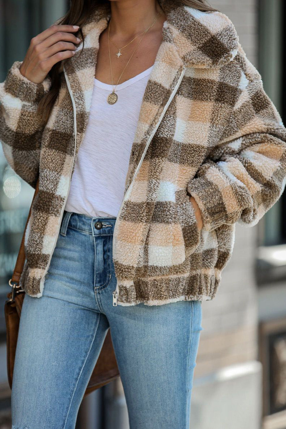 Gracefully Styled Jacket for Any Occasion