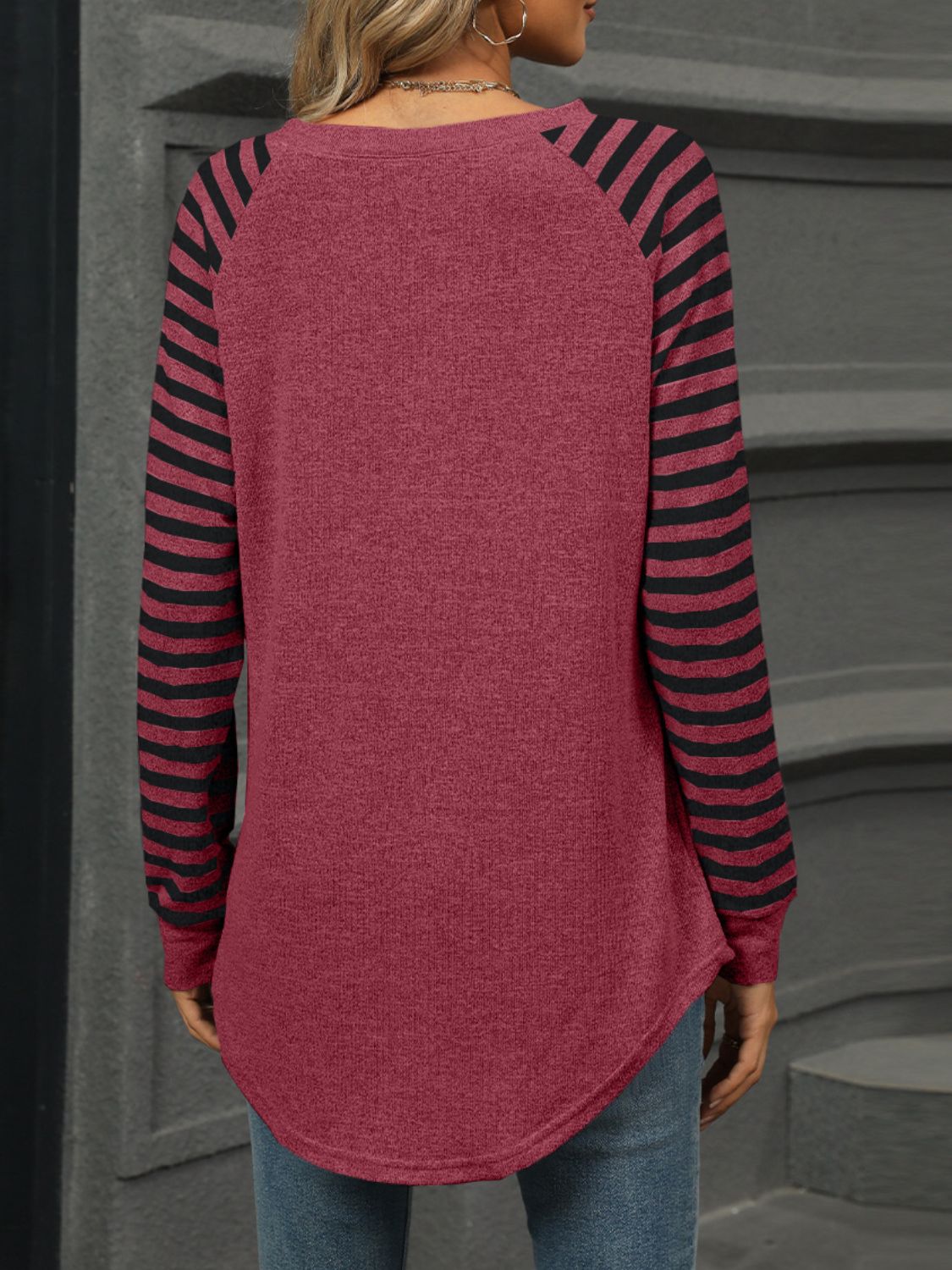 Beautifully Finished T-Shirt in a Timeless Design