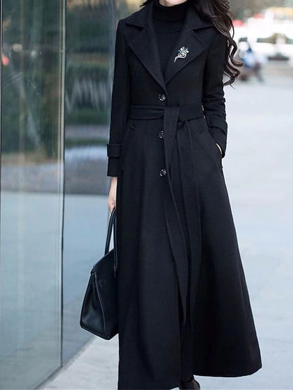 Sophisticated Coat with a Clean Classic Look