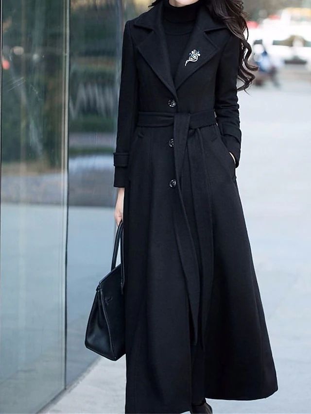 Sophisticated Coat with a Clean Classic Look