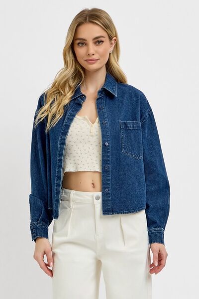 Effortlessly Elegant Jacket with a Timeless Design