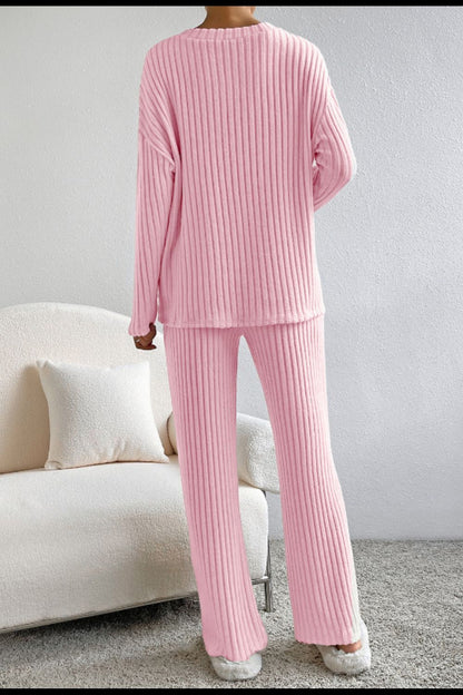 Gracefully Styled Trousers for Any Occasion