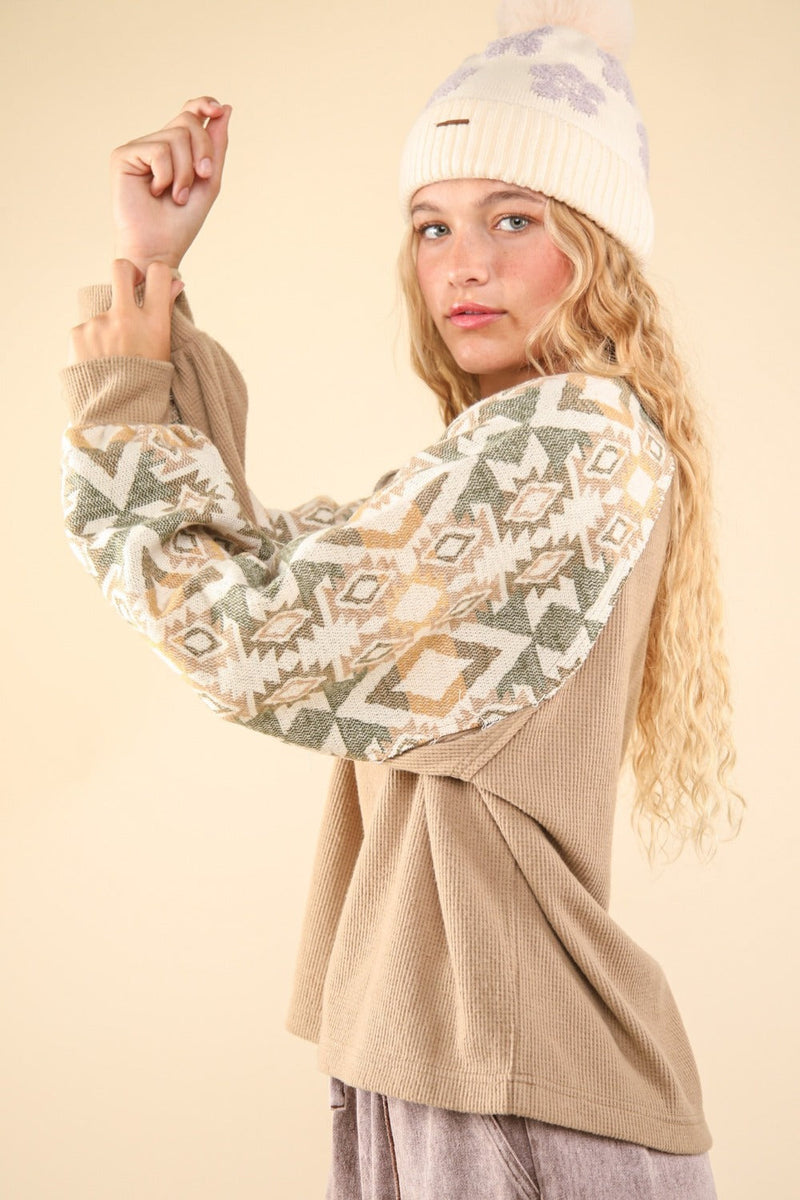 Effortlessly Elegant Top with a Timeless Design