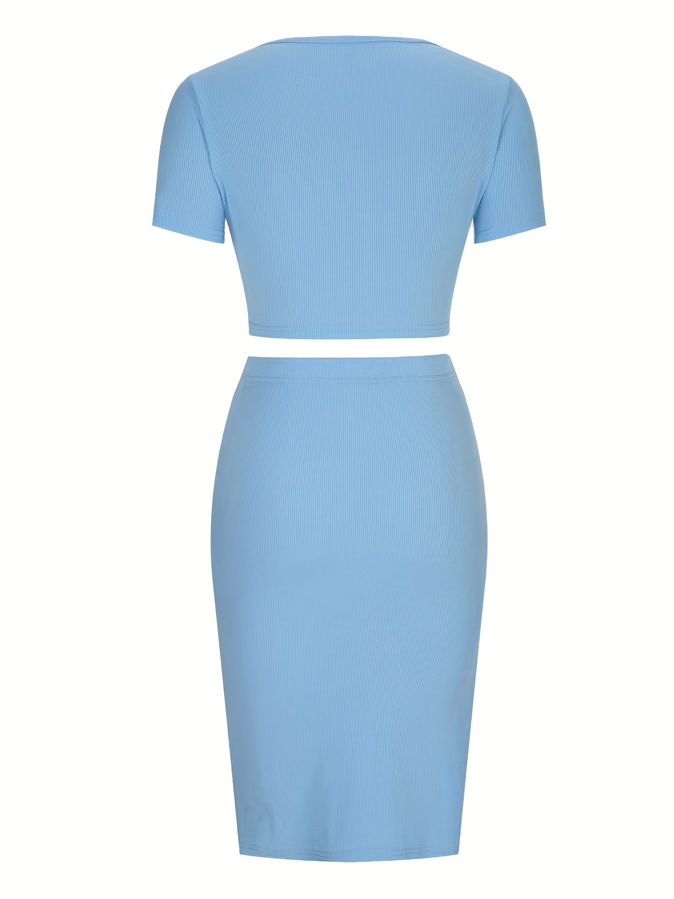 Effortlessly Elegant Top with a Timeless Design