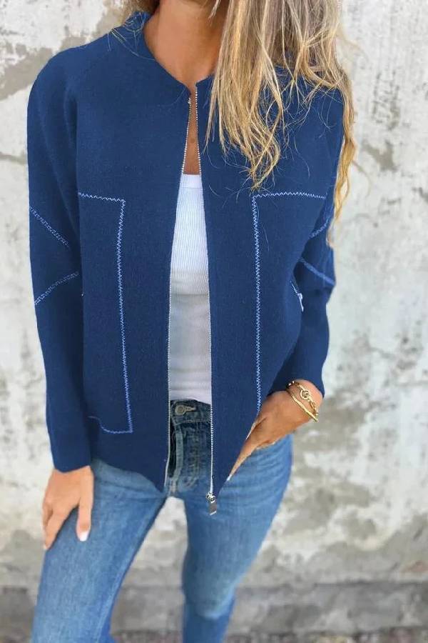 Effortlessly Elegant Coat with a Timeless Design