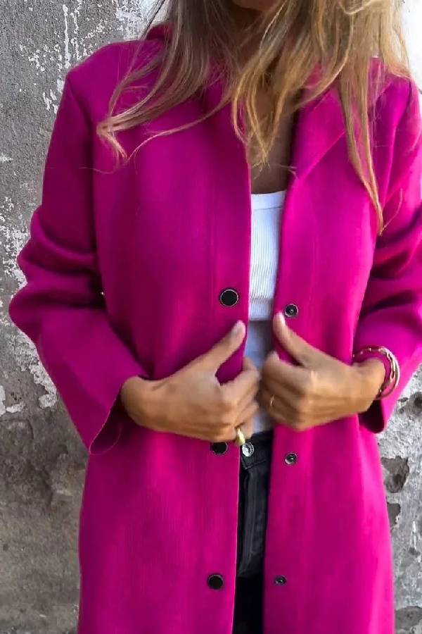 Classic Vintage & Enduringly Stylish Coat