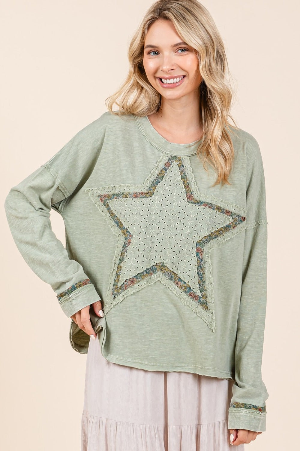 Classic Vintage T-Shirt with a Flattering Fit