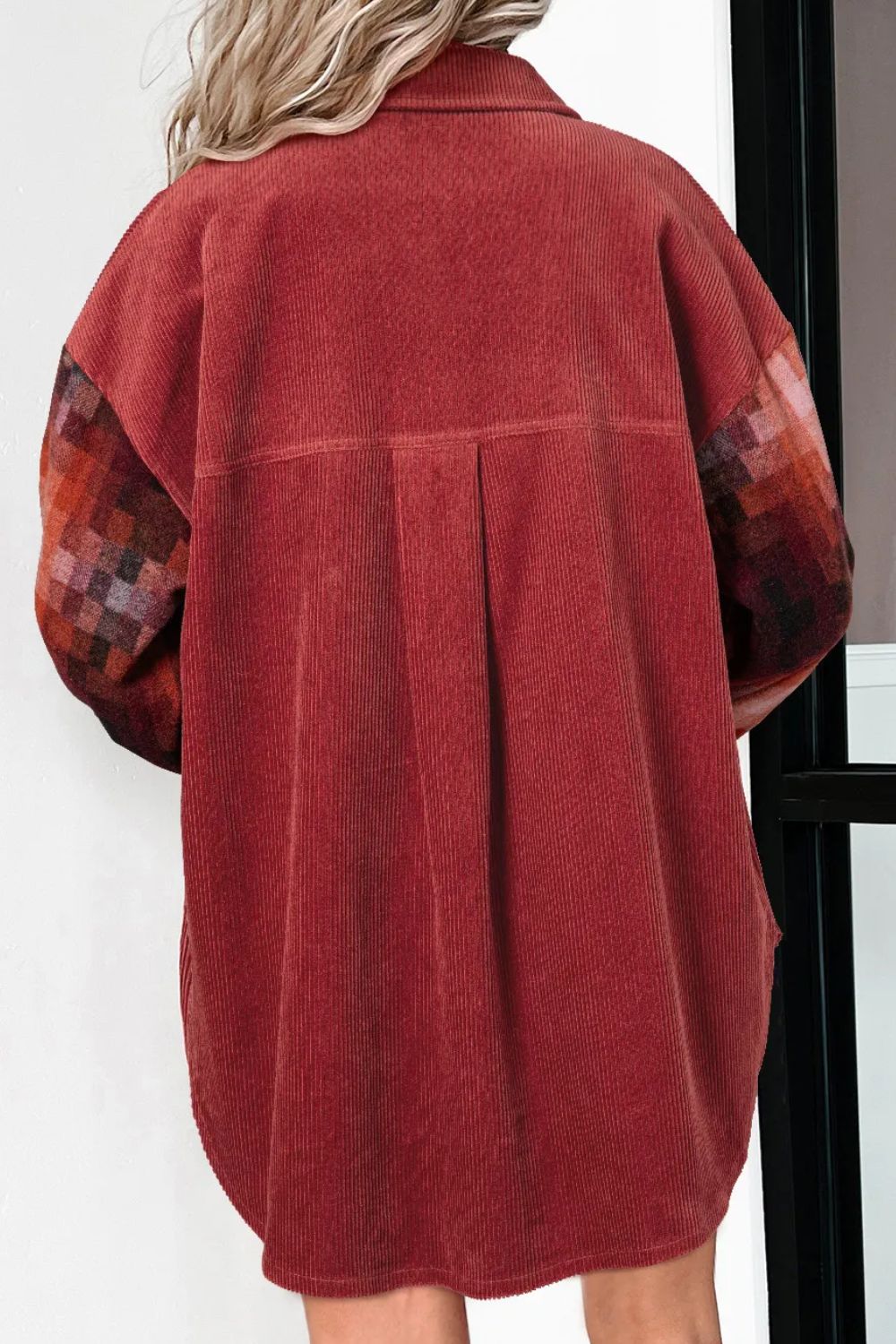 Gracefully Styled Jacket for Any Occasion