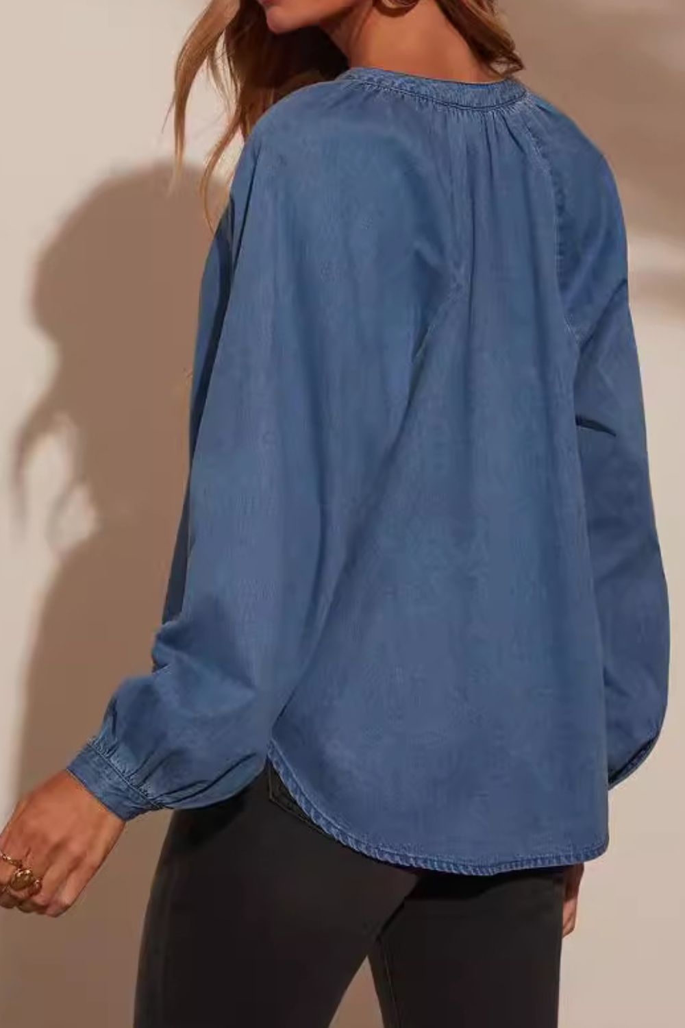Classic Vintage & Enduringly Stylish Top