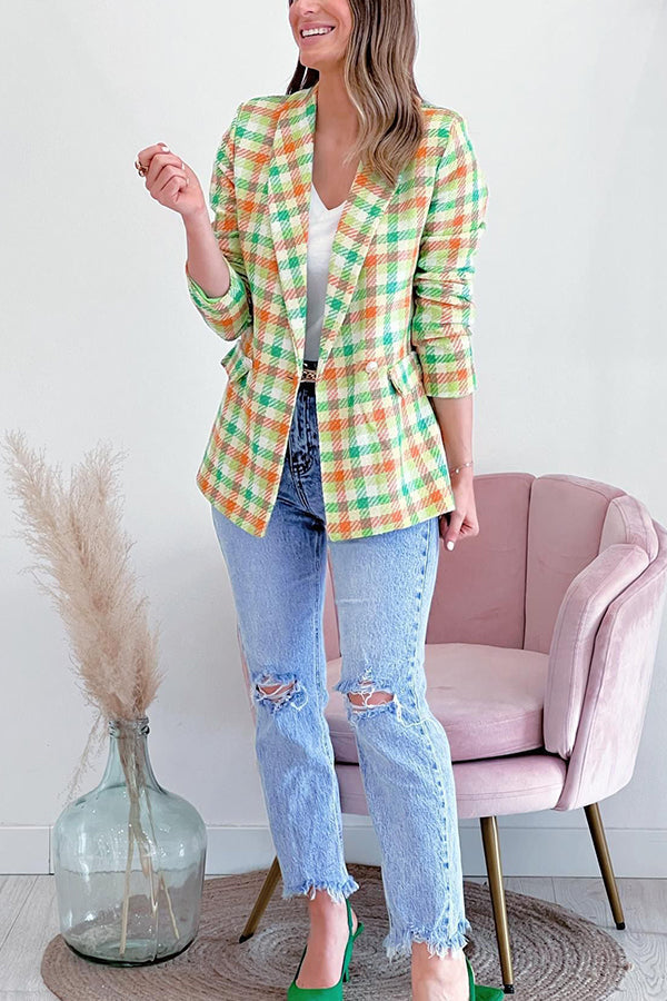 Gracefully Styled Jacket for Any Occasion
