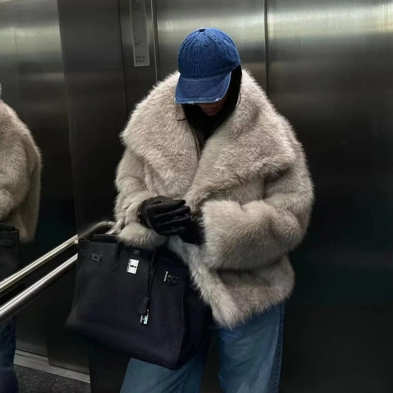 Polished Coat with an Effortless Classic Look