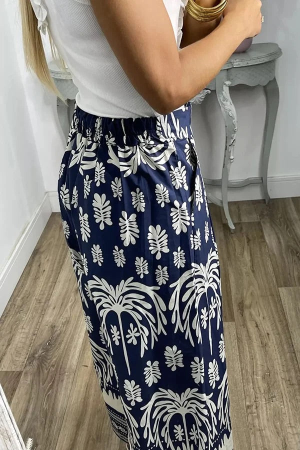 Elegantly Styled Pants for Everyday Wear