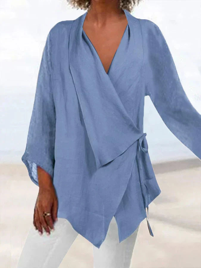 Sophisticated Blouse with a Clean Classic Look