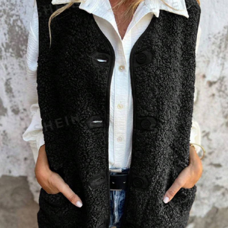 Gracefully Styled Garment for Any Occasion