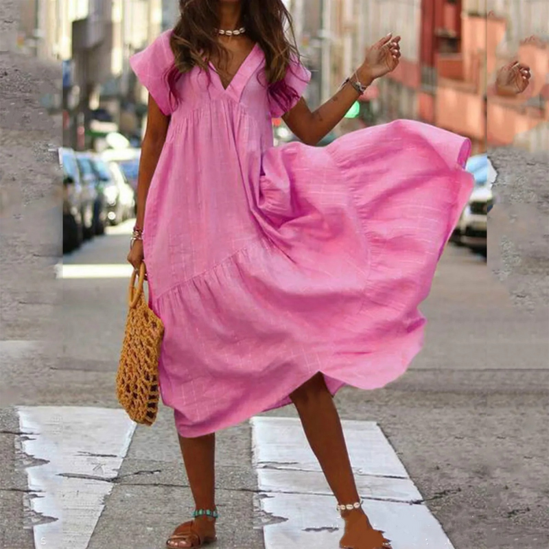 Classic Vintage Dress with a Flattering Fit