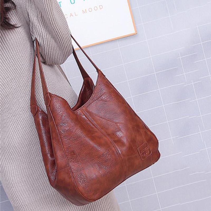 Well Tailored Bag with a Graceful Silhouette