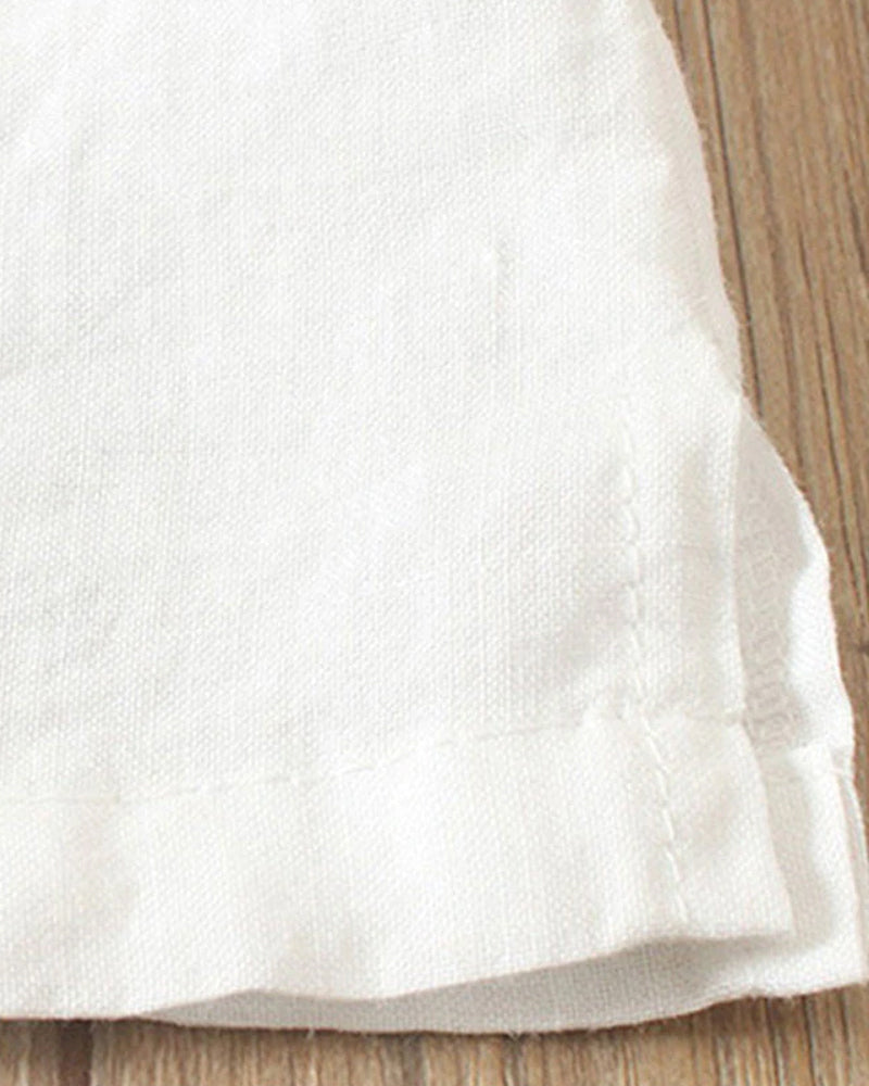 Classic Vintage Blouse with a Flattering Fit