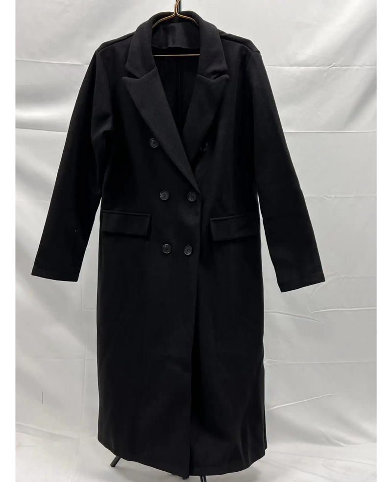 Polished Garment with an Effortless Classic Look