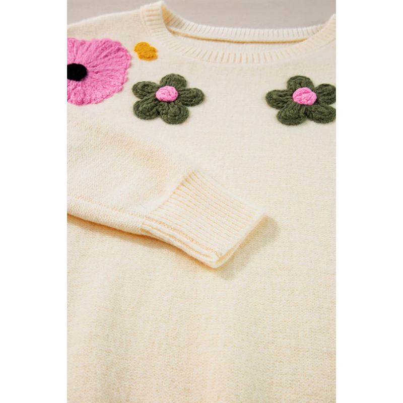 Well Tailored Sweater with a Graceful Silhouette