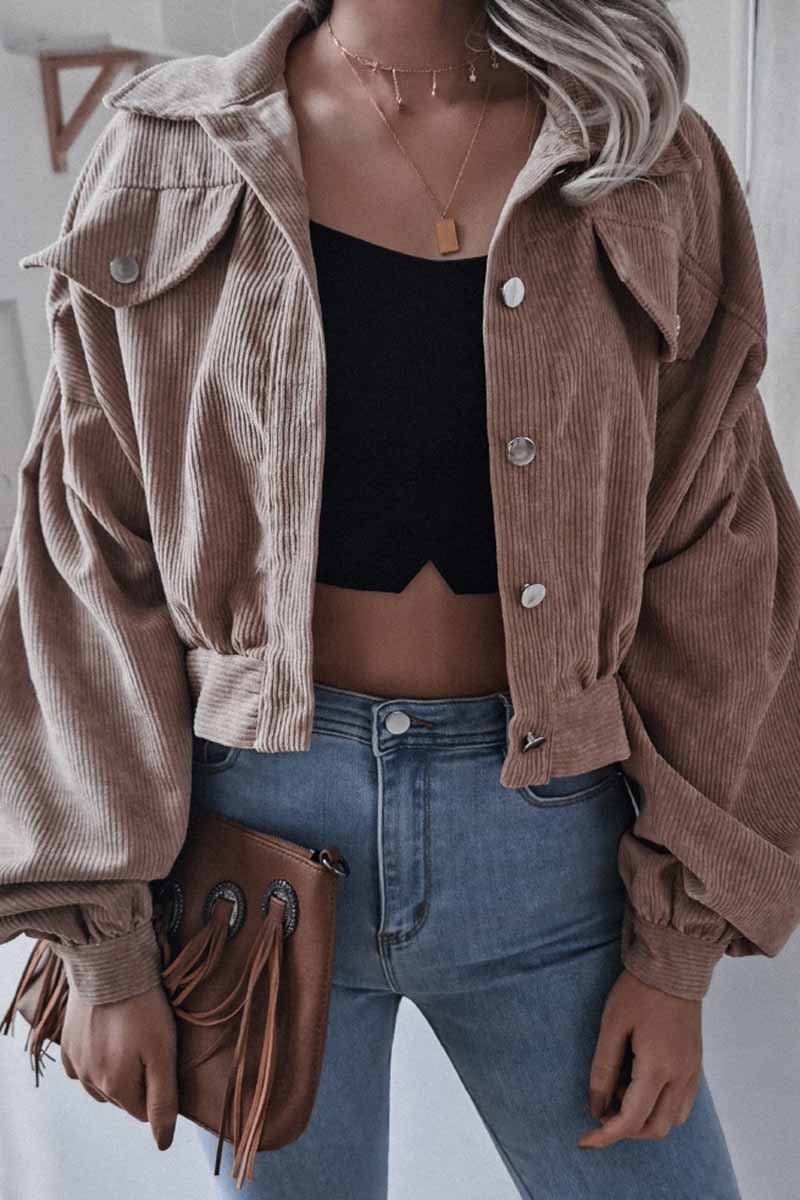 Elegantly Styled Coat for Everyday Wear