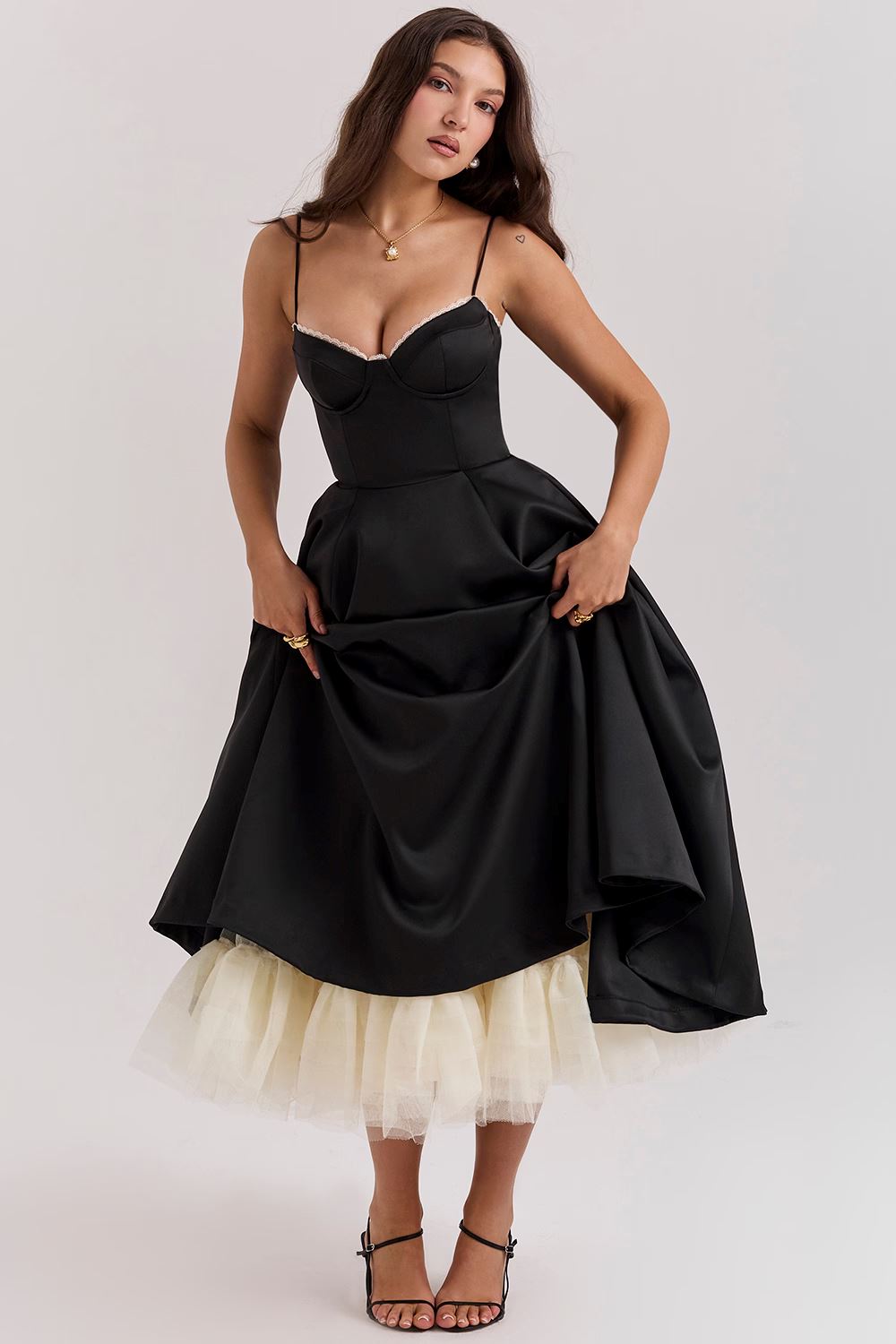Classic Vintage & Enduringly Stylish Dress