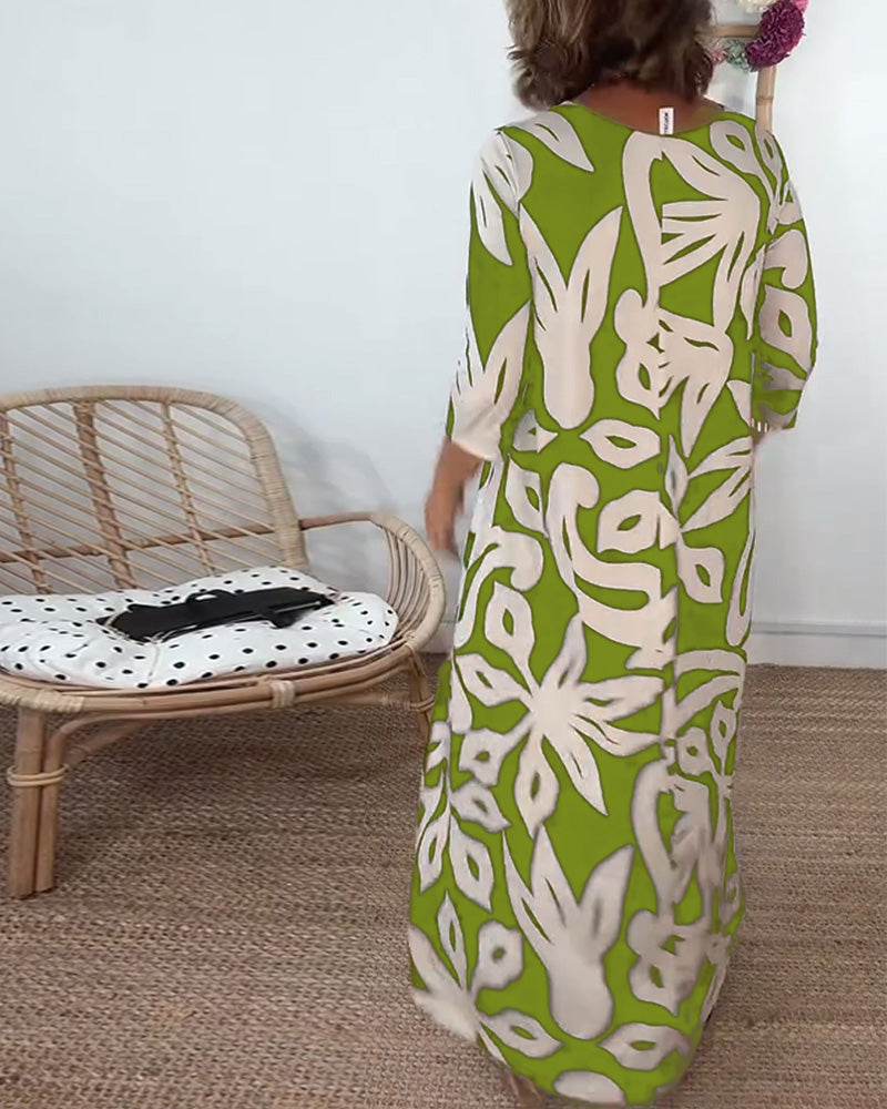 Sophisticated Dress with a Clean Classic Look