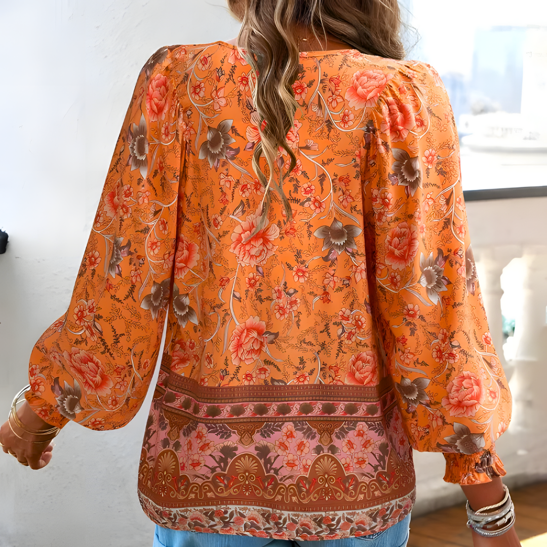 Classic Vintage Blouse with a Flattering Fit