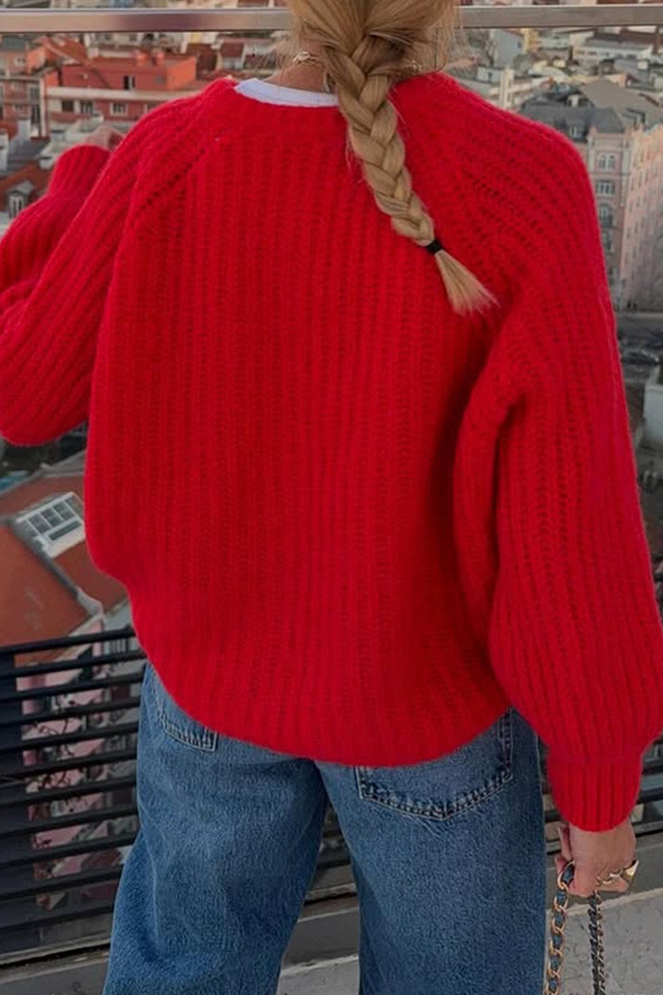 Gracefully Styled Cardigan for Any Occasion