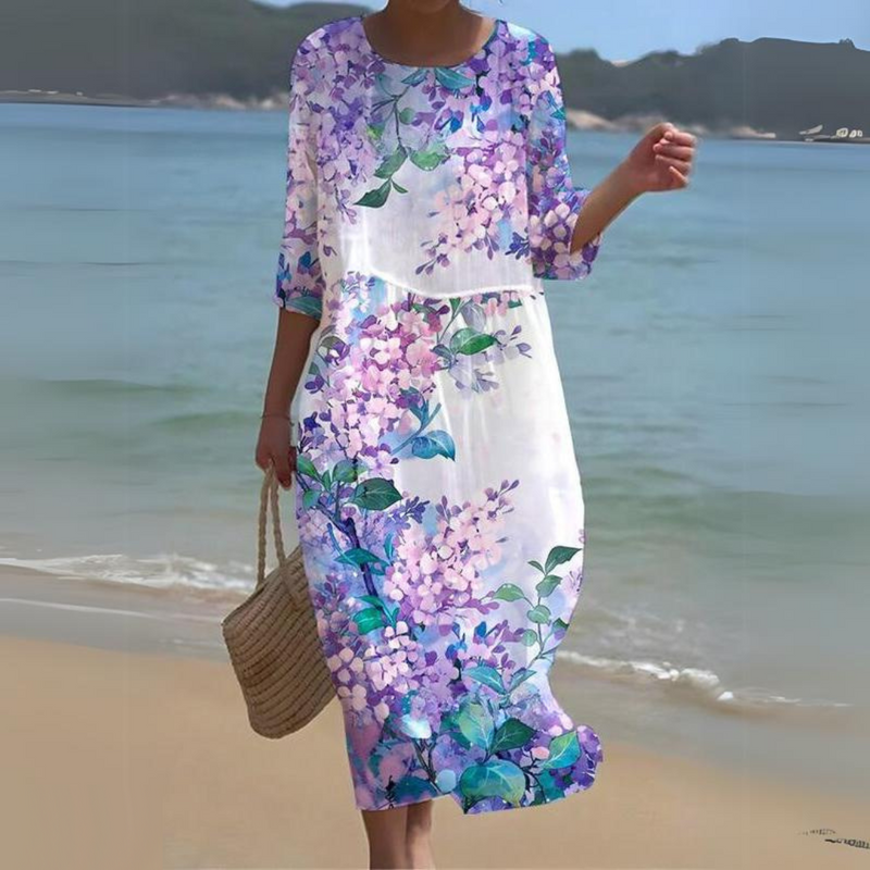 Beautifully Finished Dress in a Timeless Design